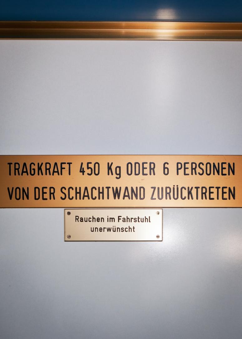 Kölln Flocken, Elmshorn, Fahrstuhl Firmenzentrale