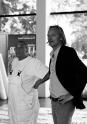 Kunsthalle Rostock, Günther Uecker und Dr. Jörg-Uwe Neumann beim Ausstellungsaufbau